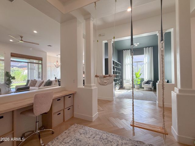 3818 E CREST Lane, Phoenix, AZ 85050