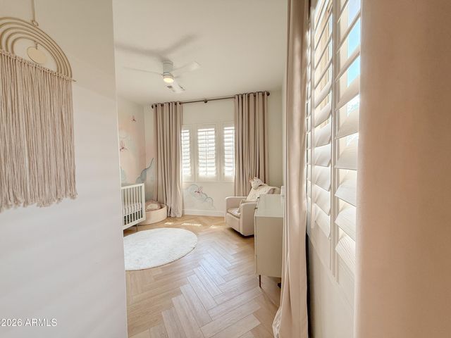 3818 E CREST Lane, Phoenix, AZ 85050