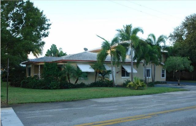 749 NE 16th Avenue, Fort Lauderdale, FL 33304
