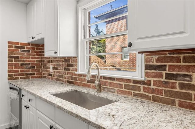 212 Christopher Drive, Gainesville, GA 30501