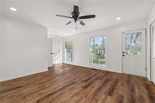 212 Christopher Drive, Gainesville, GA 30501