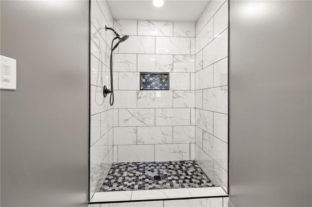 212 Christopher Drive, Gainesville, GA 30501