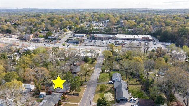 212 Christopher Drive, Gainesville, GA 30501