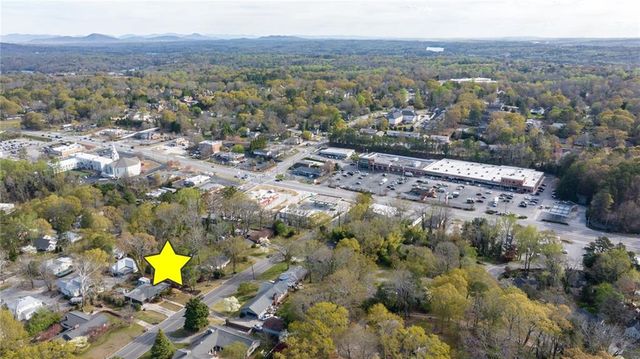 212 Christopher Drive, Gainesville, GA 30501