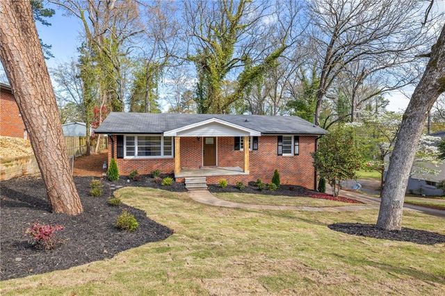 212 Christopher Drive, Gainesville, GA 30501