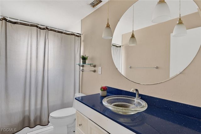 1718 SE 29th LN, Cape Coral, FL 33904