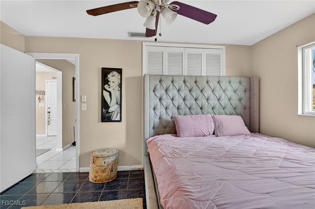 1718 SE 29th LN, Cape Coral, FL 33904