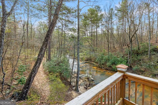 1290 Davis Road, Carrollton, GA 30117