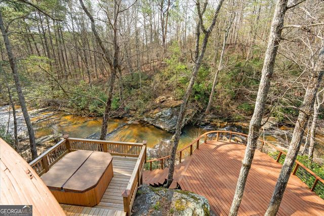 1290 Davis Road, Carrollton, GA 30117