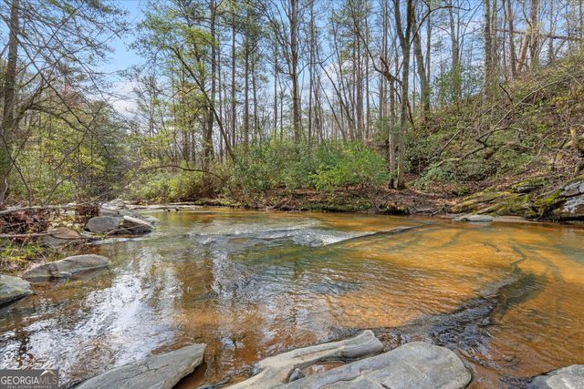 1290 Davis Road, Carrollton, GA 30117