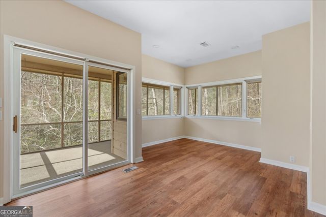 1290 Davis Road, Carrollton, GA 30117