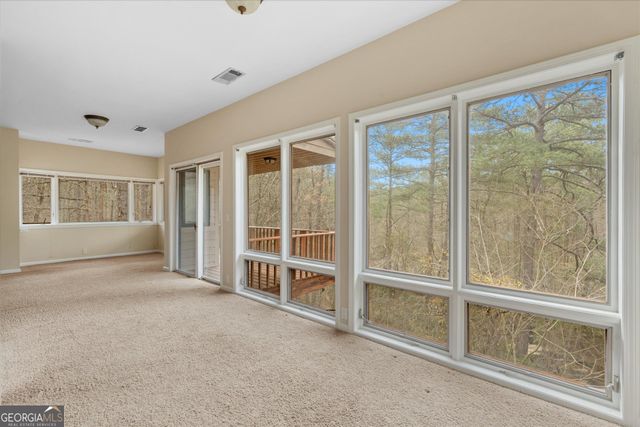 1290 Davis Road, Carrollton, GA 30117