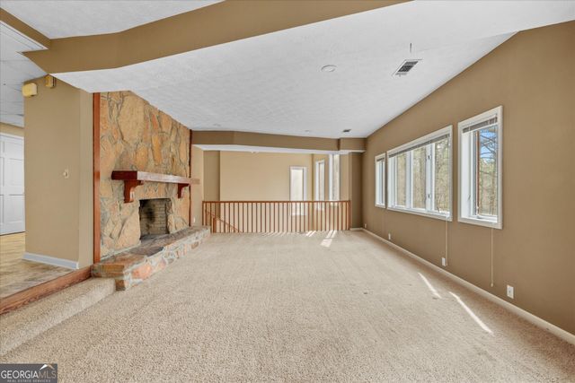 1290 Davis Road, Carrollton, GA 30117