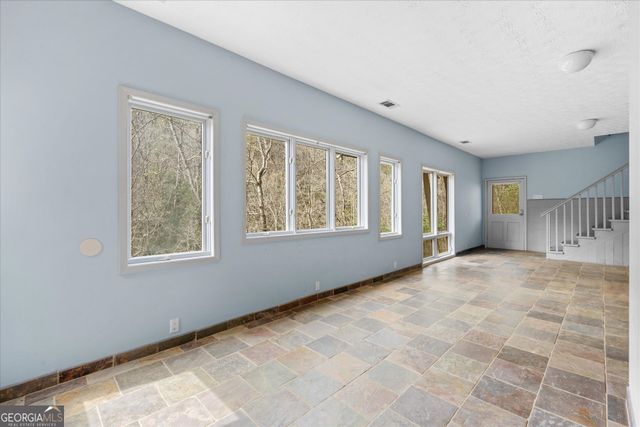 1290 Davis Road, Carrollton, GA 30117