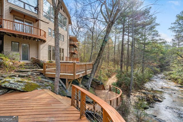 1290 Davis Road, Carrollton, GA 30117