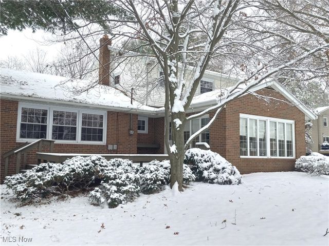 1251 Salway Avenue SW, North Canton, OH 44720