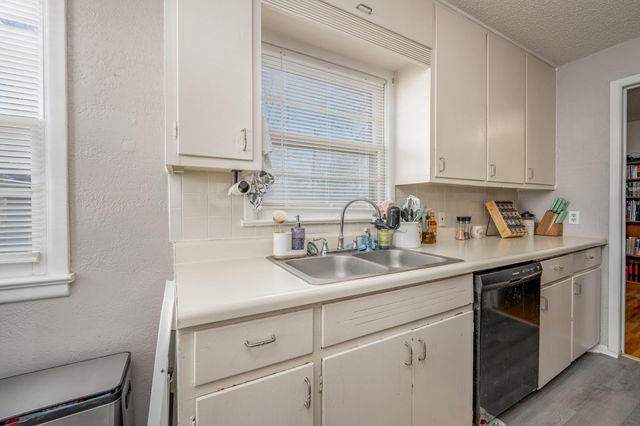 168 Stearns Ave, Haysville, KS 67060