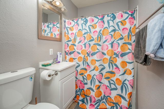 168 Stearns Ave, Haysville, KS 67060