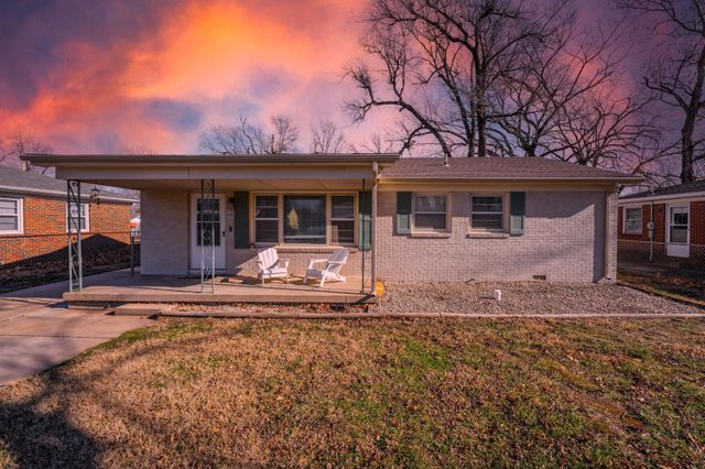168 Stearns Ave, Haysville, KS 67060