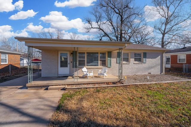 168 Stearns Ave, Haysville, KS 67060