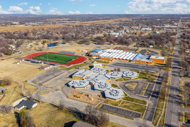 168 Stearns Ave, Haysville, KS 67060