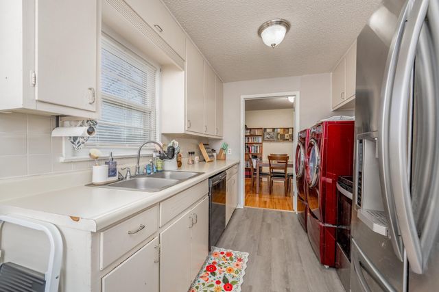 168 Stearns Ave, Haysville, KS 67060