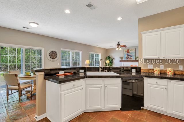 45 Mayfair Dr, Bluffton, SC 29910