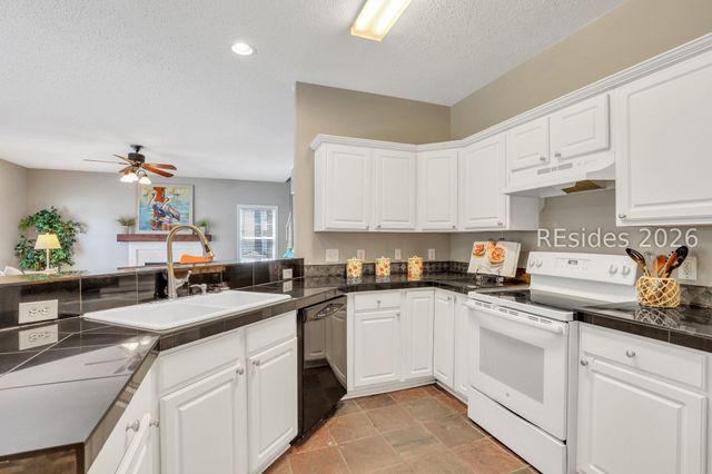 45 Mayfair Dr, Bluffton, SC 29910