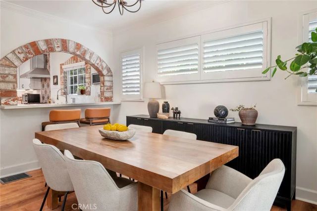 504 N Hill Avenue, Pasadena, CA 91106