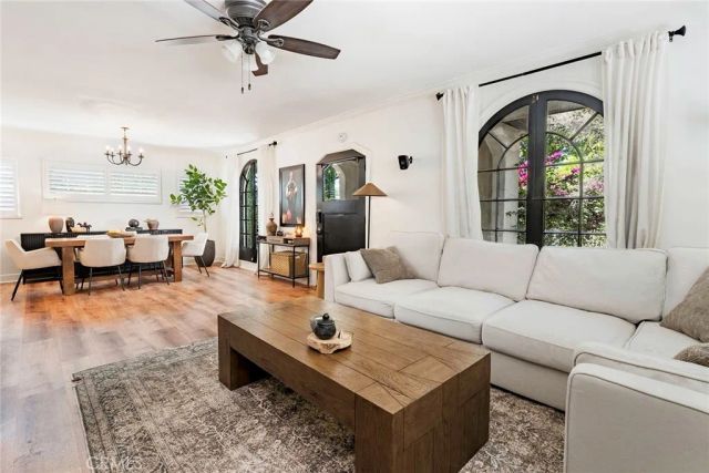 504 N Hill Avenue, Pasadena, CA 91106