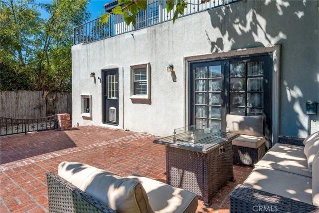 504 N Hill Avenue, Pasadena, CA 91106