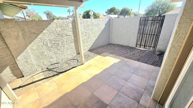 2506 W CARIBBEAN Lane 10, Phoenix, AZ 85023