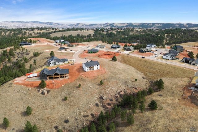 4825 PIKES PEAK CT, Rapid City, SD 57702
