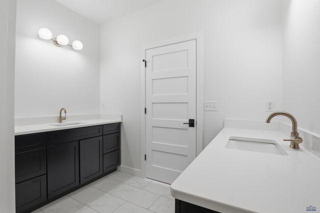 4825 PIKES PEAK CT, Rapid City, SD 57702