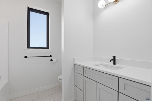 4825 PIKES PEAK CT, Rapid City, SD 57702