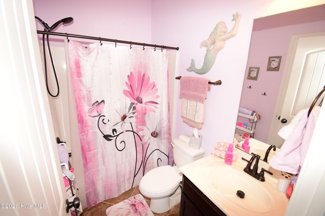 612 Dezi Lane, Hubert, NC 28539