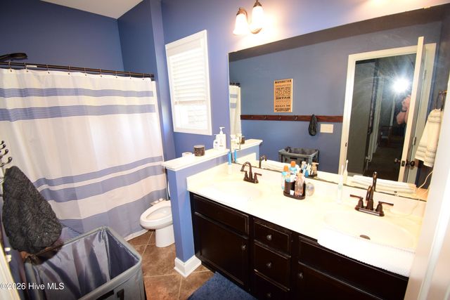 612 Dezi Lane, Hubert, NC 28539