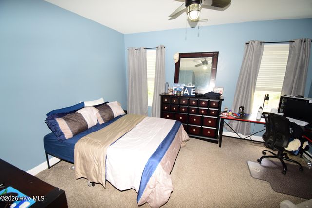 612 Dezi Lane, Hubert, NC 28539