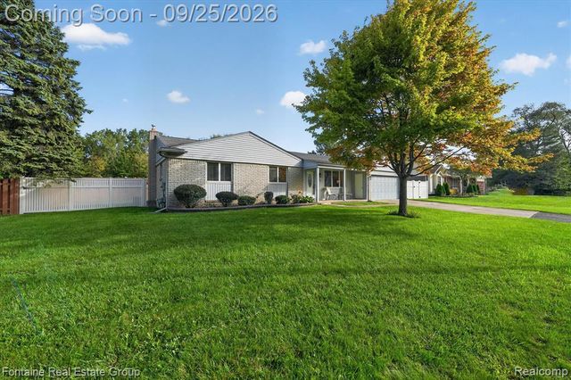 33474 Orangelawn Street, Livonia, MI 48150