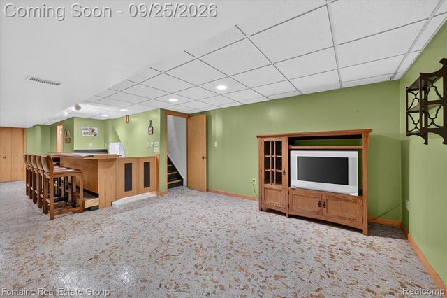 33474 Orangelawn Street, Livonia, MI 48150