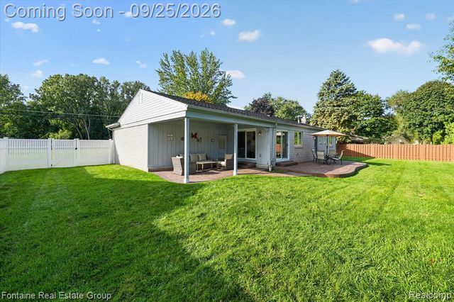 33474 Orangelawn Street, Livonia, MI 48150