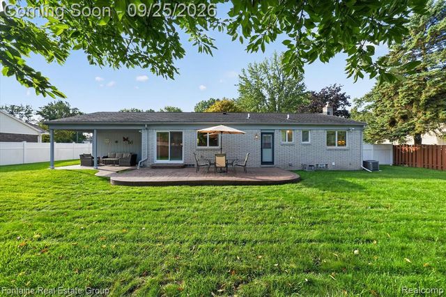 33474 Orangelawn Street, Livonia, MI 48150