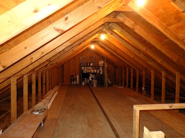 208 Rue De Levert, Raceland, LA 70394