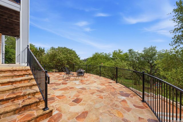 1253 Sundown Trl, Fischer, TX 78623