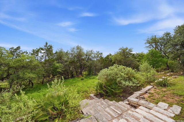 1253 Sundown Trl, Fischer, TX 78623