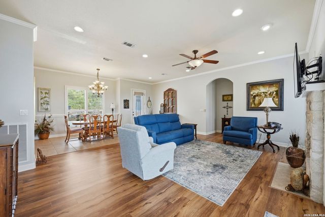 1253 Sundown Trl, Fischer, TX 78623