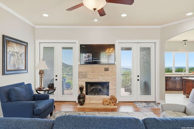 1253 Sundown Trl, Fischer, TX 78623