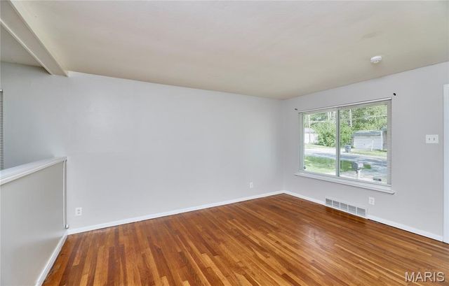 1960 Parker Road, Florissant, MO 63033