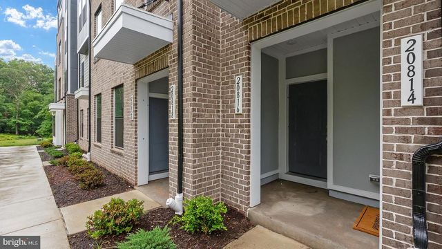 20816 CLOONGEE TER, Dulles, VA 20166