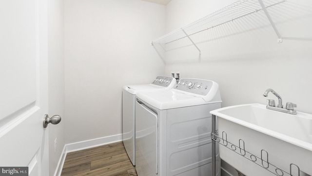 20816 CLOONGEE TER, Dulles, VA 20166